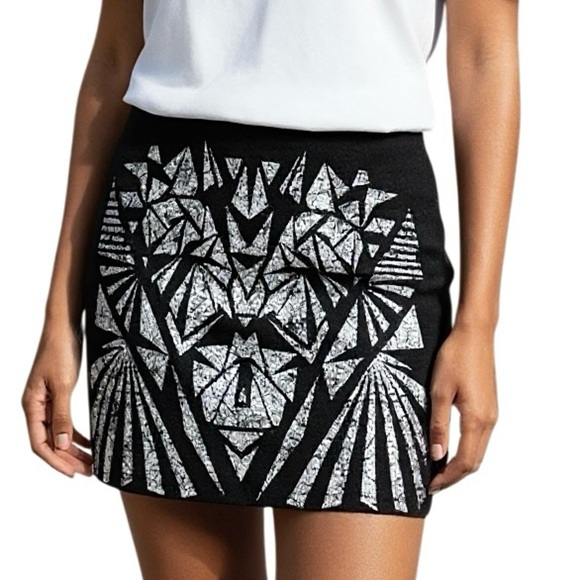 Vero Moda  Silver Black Mini Skirt size M Sparkly Geometric design 90s Y2k Party - Picture 1 of 14